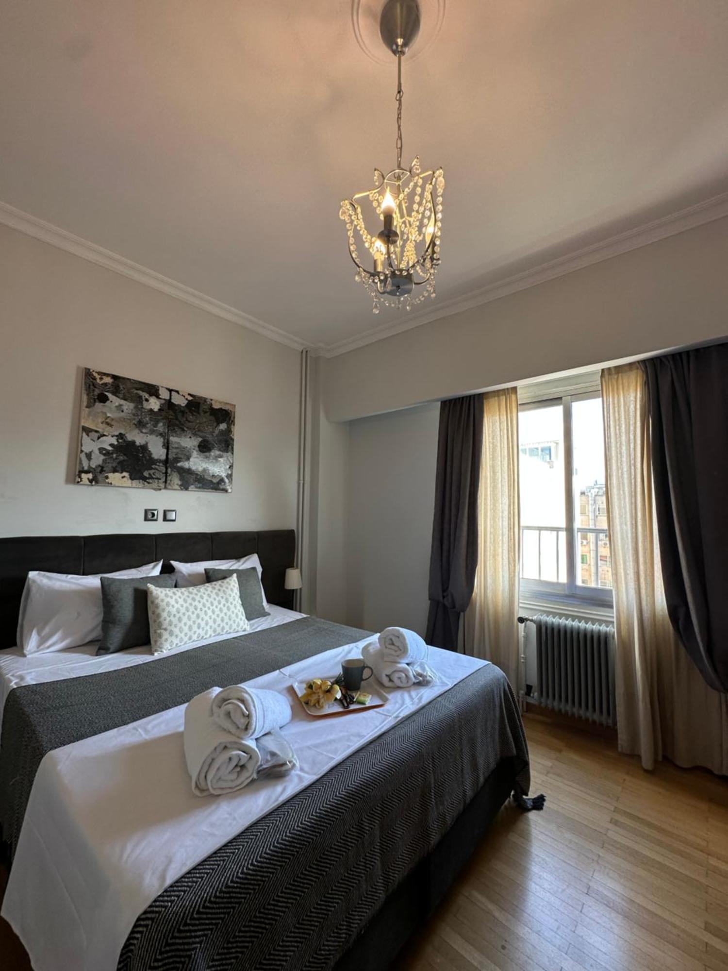 2 Bd Apt In Syntagma With Acropolis View Athén Kültér fotó